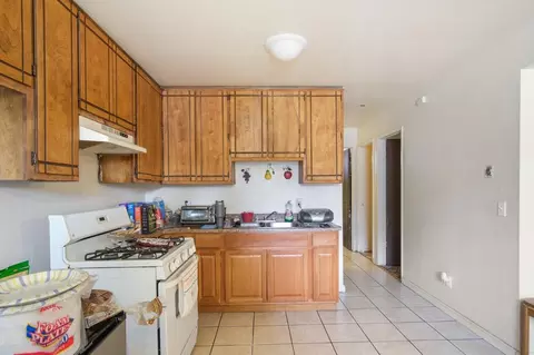 Kitchen - 167 14th St, Merced, CA 95340 photo 3 of 3
