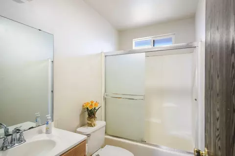 Bath - 167 14th St, Merced, CA 95340 photo 1 of 3