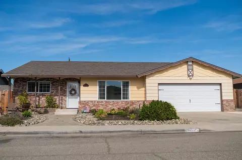 905 Penn Ave, Turlock, CA 95382 photo 1