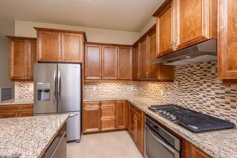 2069 Hidden Falls Dr, Folsom, CA 95630 photo 5