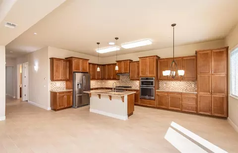 2069 Hidden Falls Dr, Folsom, CA 95630 photo 4