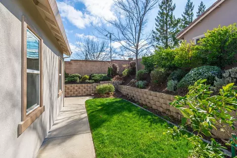 2069 Hidden Falls Dr, Folsom, CA 95630 photo 25