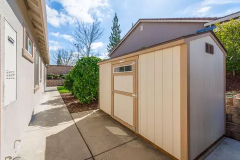 2069 Hidden Falls Dr, Folsom, CA 95630 photo 26