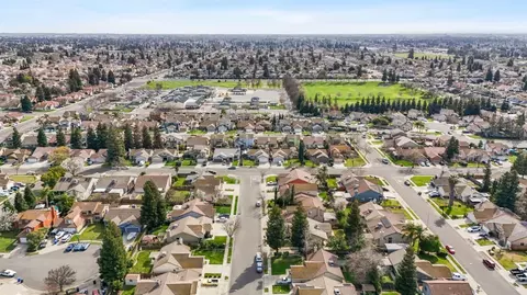 4441 Mirage Dr, Turlock, CA 95382 photo 32