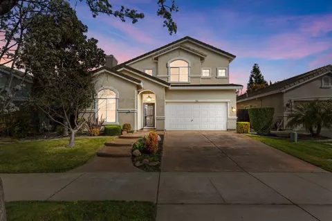 248 Bettencourt Dr, Roseville, CA 95678