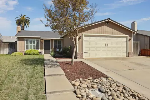 916 Busman Dr, Ripon, CA 95366 photo 4