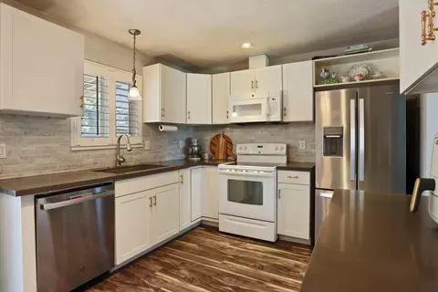 916 Busman Dr, Ripon, CA 95366 photo 11