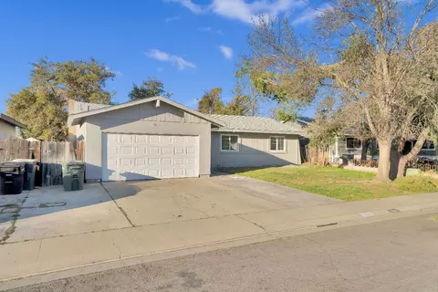 Exterior - 2809 Mockingbird Dr, Ceres, CA 95307 photo 2 of 10