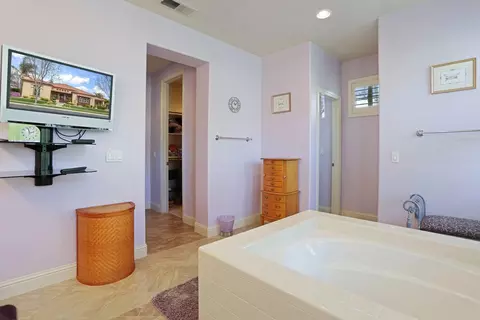 Bath - 3003 Remington Way, Tracy, CA 95377 photo 7 of 9