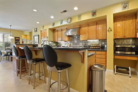 Kitchen - 3003 Remington Way, Tracy, CA 95377 photo 2 of 6