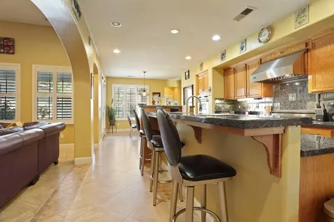 Kitchen - 3003 Remington Way, Tracy, CA 95377 photo 3 of 6