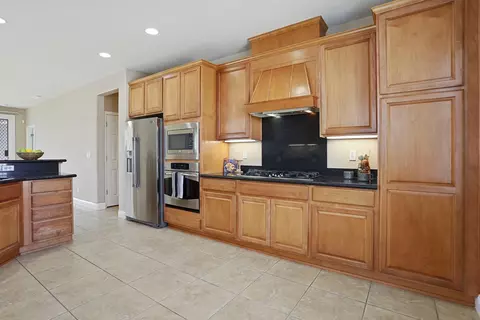 2347 Shadow Berry Dr, Manteca, CA 95336 photo 3