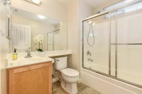 Bath - 302 Esplanade Cir, Folsom, CA 95630 photo 1 of 2