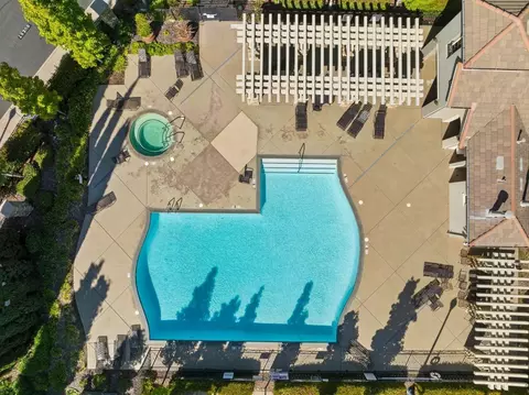 View/Area - 302 Esplanade Cir, Folsom, CA 95630 photo 2 of 4