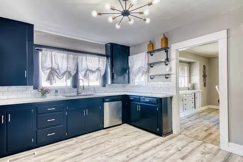 Kitchen - 537 W Olive Ave, Turlock, CA 95380 photo 1 of 7