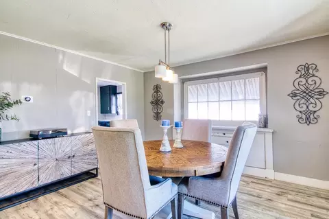 Dining - 537 W Olive Ave, Turlock, CA 95380 photo 1 of 3