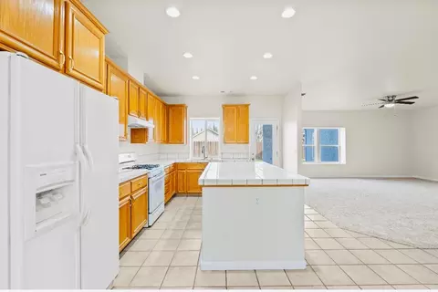 1749 W Kinser Rd, Ceres, CA 95307 photo 7