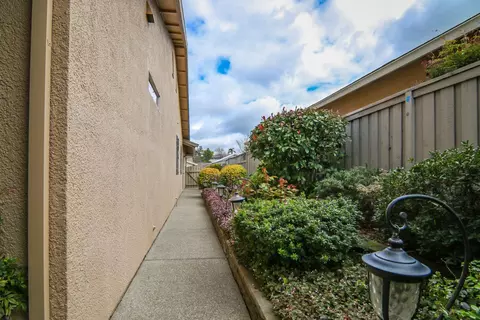 Exterior - 2927 Coopers Hawk Loop, Lincoln, CA 95648 photo 8 of 10