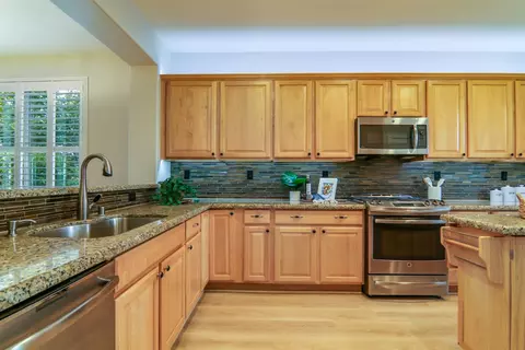 Kitchen - 2927 Coopers Hawk Loop, Lincoln, CA 95648 photo 1 of 5
