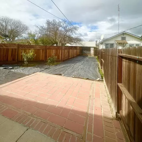 Exterior - 179 6th St, Gustine, CA 95322 photo 5 of 7