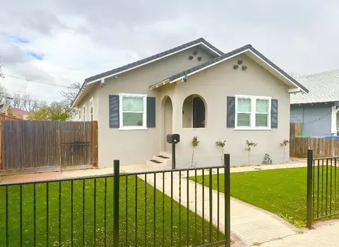 Exterior - 179 6th St, Gustine, CA 95322 photo 2 of 7