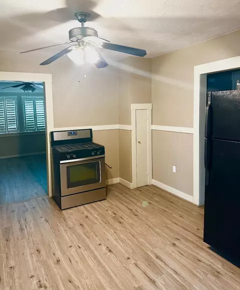 Kitchen - 179 6th St, Gustine, CA 95322 photo 5 of 6