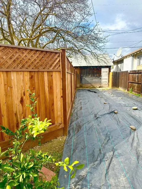 Exterior - 179 6th St, Gustine, CA 95322 photo 6 of 7