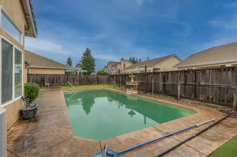 Exterior - 4609 Via Giardiano, Modesto, CA 95357 photo 6 of 6