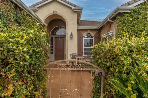 Exterior - 4609 Via Giardiano, Modesto, CA 95357 photo 2 of 6
