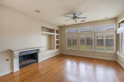 Living - 4609 Via Giardiano, Modesto, CA 95357 photo 8 of 10