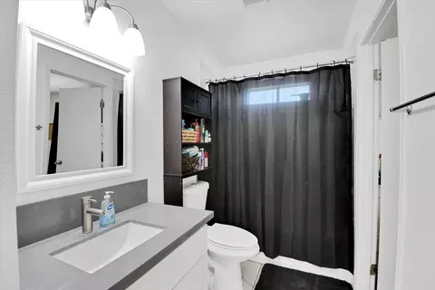 Bath - 4343 Martel Dr, Olivehurst, CA 95961 photo 1 of 1