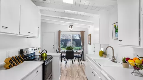 Kitchen - 629 M, Davis, CA 95616 photo 1 of 1