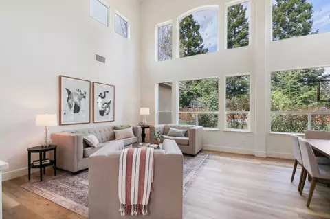 Living - 5501 Rogers St, Davis, CA 95618 photo 2 of 6