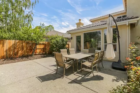 Exterior - 5501 Rogers St, Davis, CA 95618 photo 10 of 20