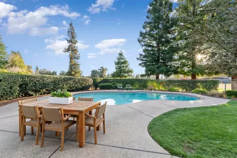 Exterior - 1161 Jacob Ln, Carmichael, CA 95608 photo 2 of 20