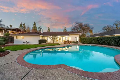 Exterior - 1161 Jacob Ln, Carmichael, CA 95608 photo 12 of 20