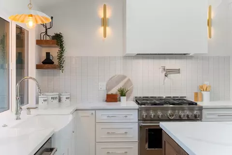 Kitchen - 1161 Jacob Ln, Carmichael, CA 95608 photo 7 of 10