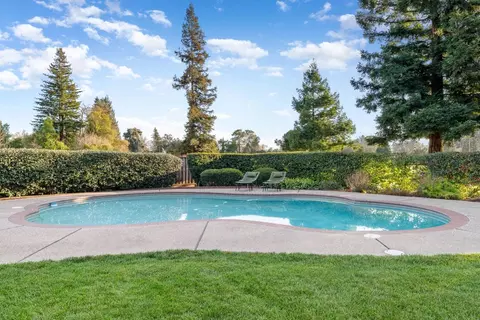 Exterior - 1161 Jacob Ln, Carmichael, CA 95608 photo 4 of 20