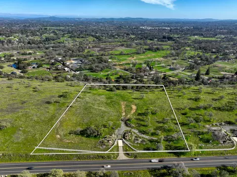 1855 Sierra College Blvd, Loomis, CA 95650