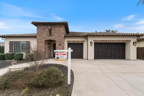 Exterior - 1432 Springhaven Way, Lodi, CA 95242 photo 2 of 6
