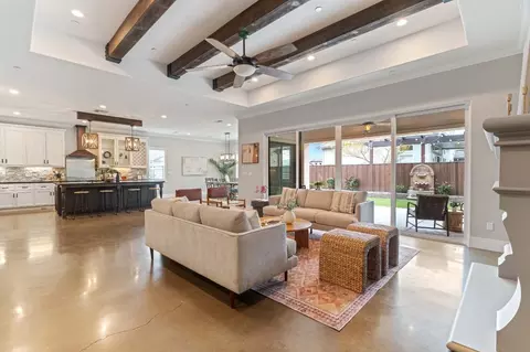 Entry Way - 1432 Springhaven Way, Lodi, CA 95242 photo 3 of 4