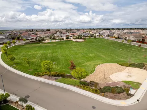 1540 Mirassou Dr, Manteca, CA 95337 photo 7