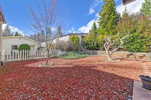 14872 Fine Dr, Grass Valley, CA 95949 photo 3