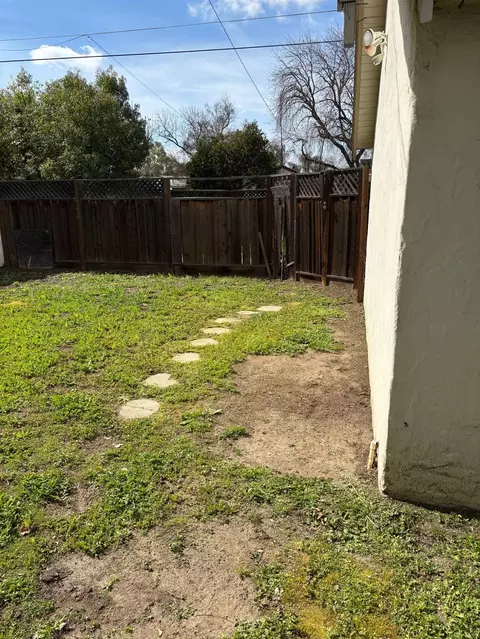 521 Kimble St, Modesto, CA 95354 photo 23