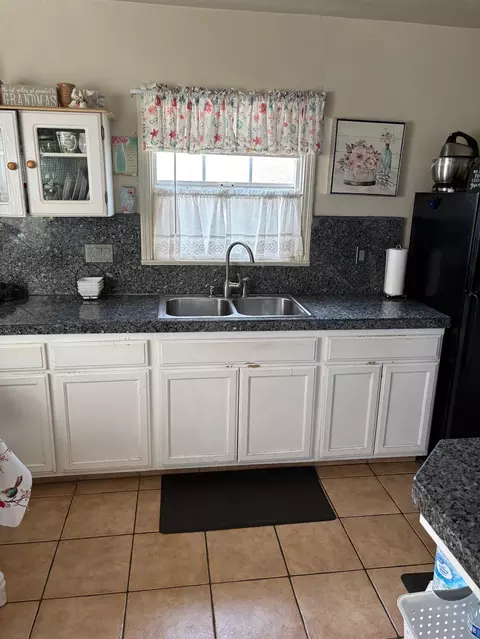 521 Kimble St, Modesto, CA 95354 photo 6