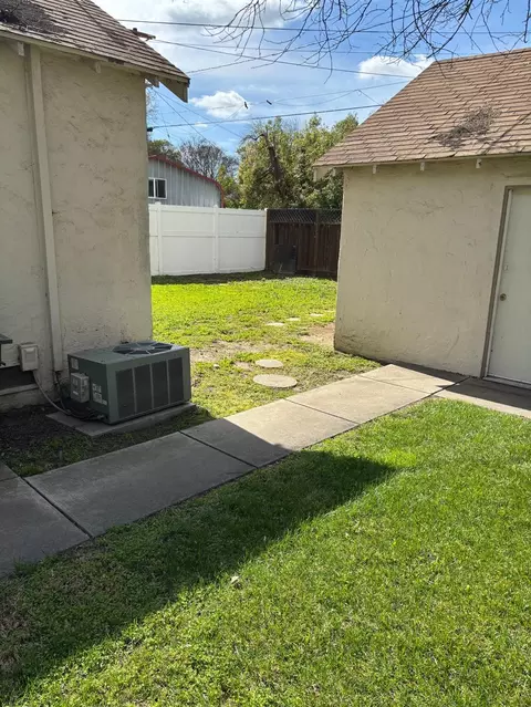 521 Kimble St, Modesto, CA 95354 photo 22
