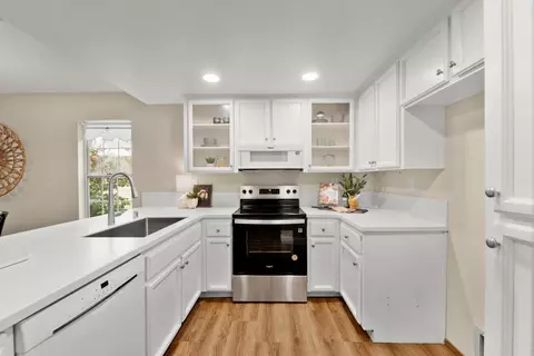 4102 Alex Ln, Carmichael, CA 95608 photo 5