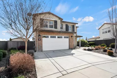 Exterior - 2414 Galloping Trail Ct, Rocklin, CA 95765 photo 1 of 12
