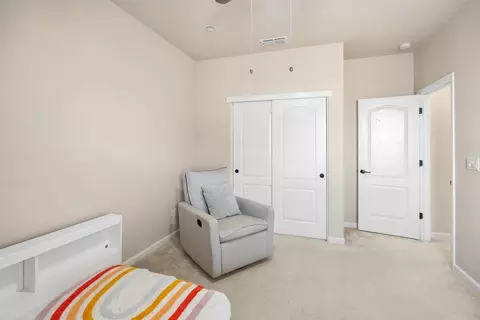 Bedroom - 2414 Galloping Trail Ct, Rocklin, CA 95765 photo 4 of 7
