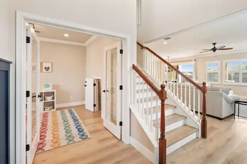Entry Way - 2414 Galloping Trail Ct, Rocklin, CA 95765 photo 4 of 11